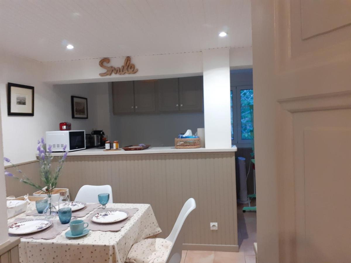Bandol: Elegant Et Cosy 2 Pieces, Proche Ville Et Plage Buitenkant foto